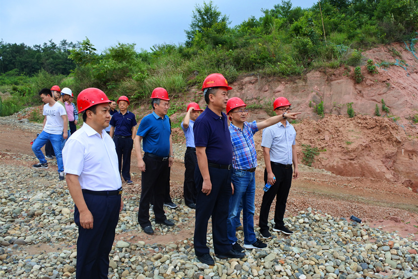 副市长杨震专题督查华强沟水库工程防汛减灾及安全生产工作